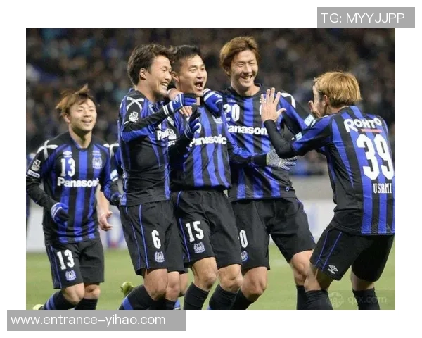 札幌冈萨多迎战FC东京争夺联赛关键三分的激烈对决